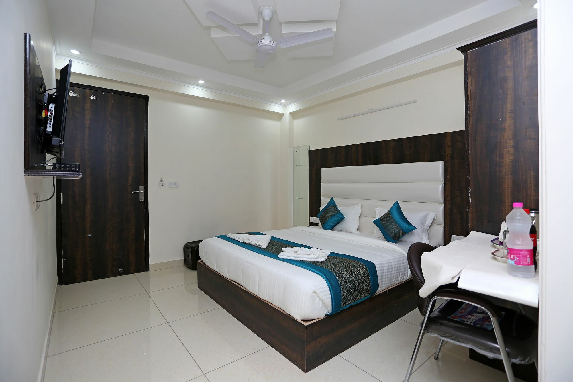 Hotel Aero Stay Νέο Δελχί Εξωτερικό φωτογραφία